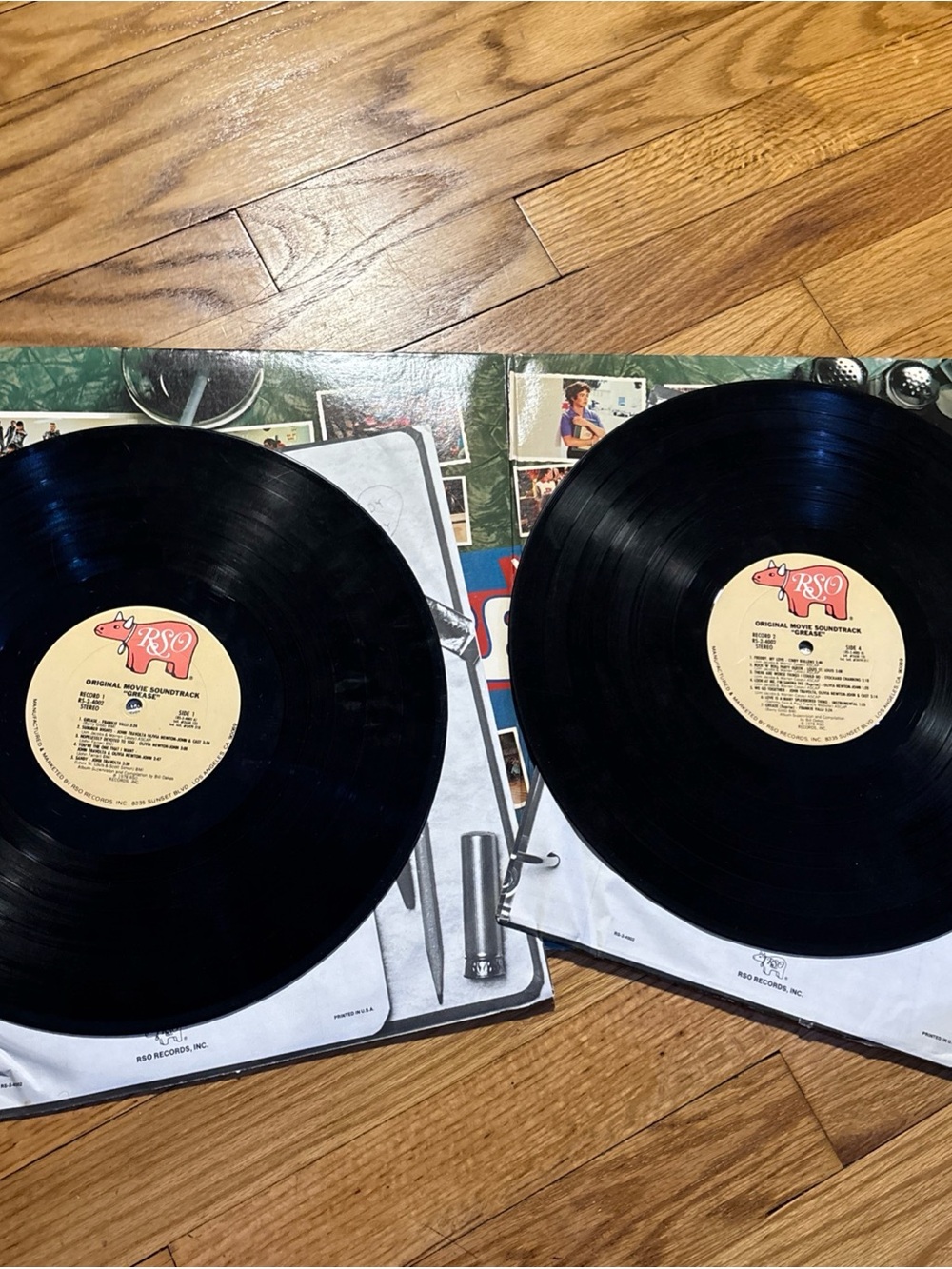 Grease Soundtrack 2LP John Travolta Olivia Newton John records are FAIR! - Picture 4 of 9